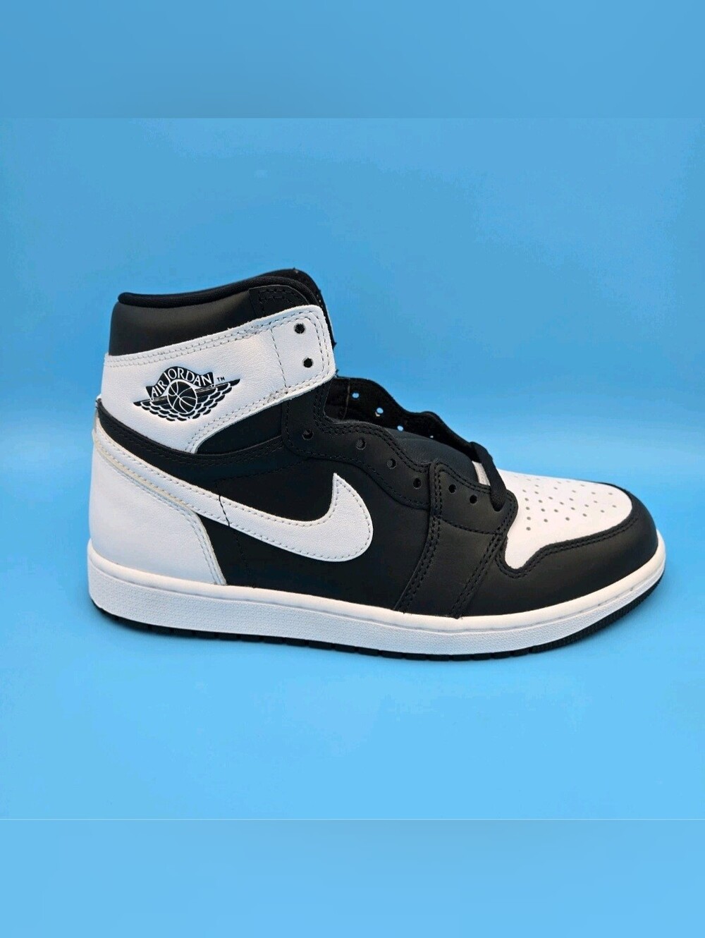 AIR JORDAN 1 Retro High Og Black/White Men's Sneakers DZ5485 010 New